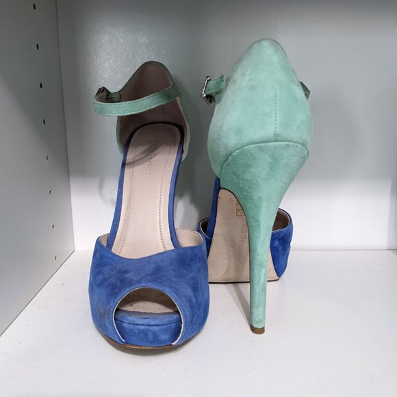 BCBGeneration Size 9 Suede Ankle Strap Heels Stilletto - Picture 2 of 4